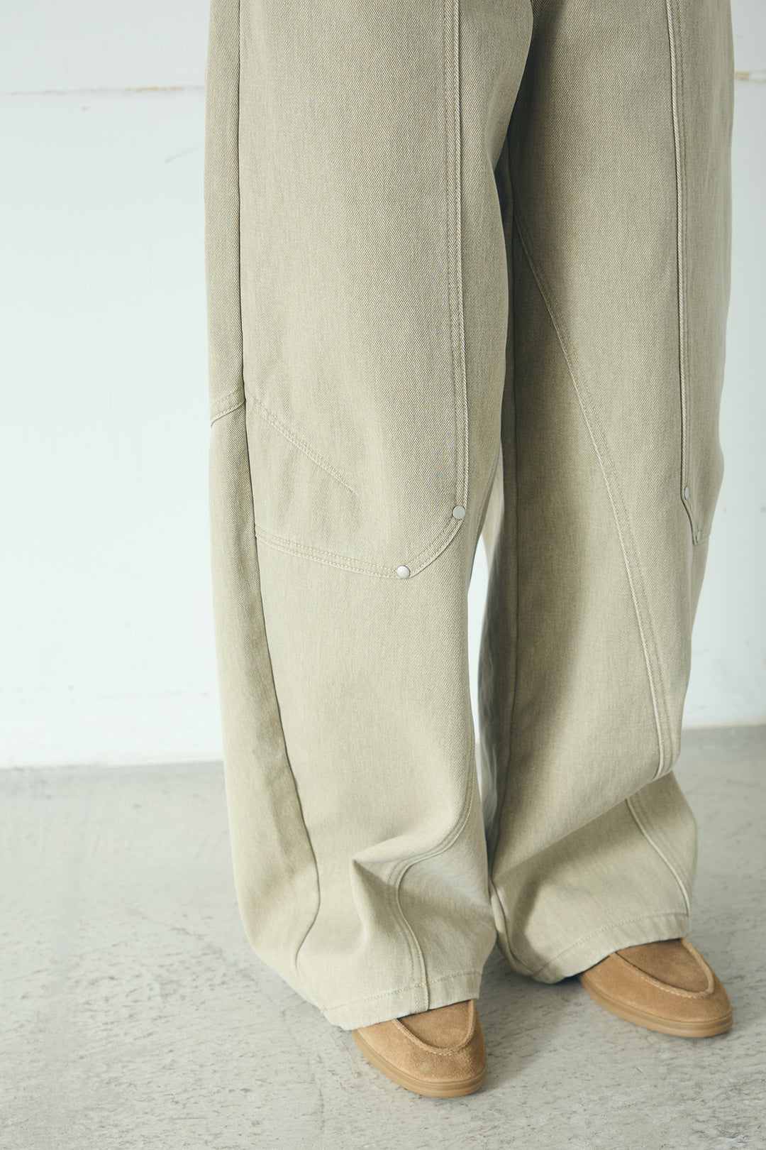 ベルト付きカラーデニムカーブワイドパンツ