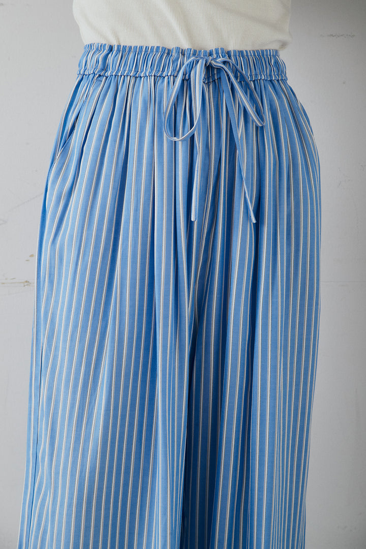 レーヨンストライプイージーワイドパンツ