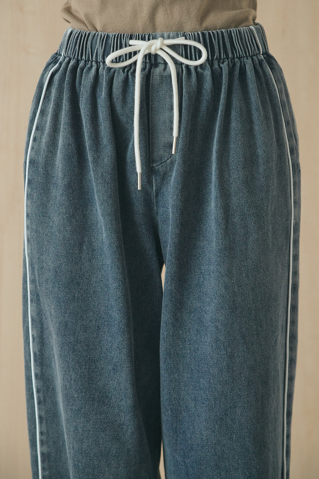 [SET]デニムライクビッグツーポケシアーシャツ+ドロストサイドラインデニムパンツ(2set)