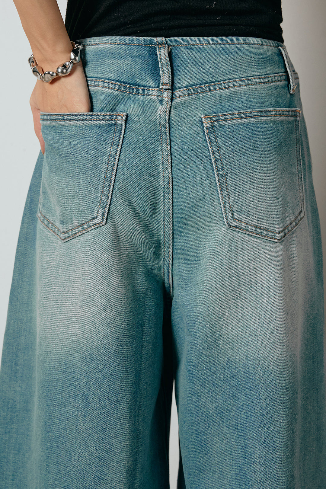 [SET]ハーフジップニットデニムドッキングトップス+ウエストダブルボタンワイドデニムパンツ(2set)