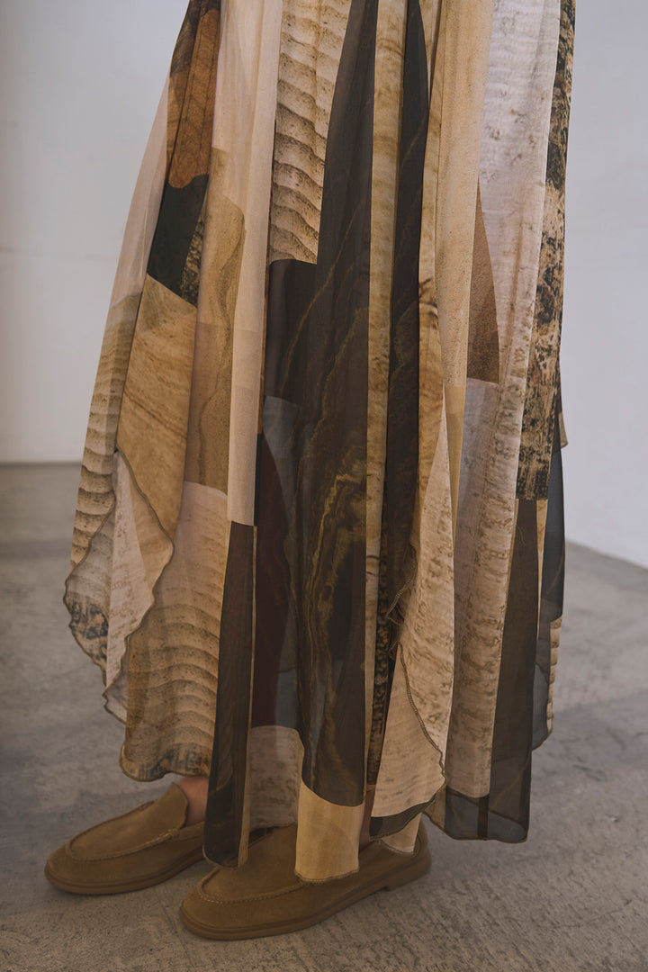 アートペイント柄スカート