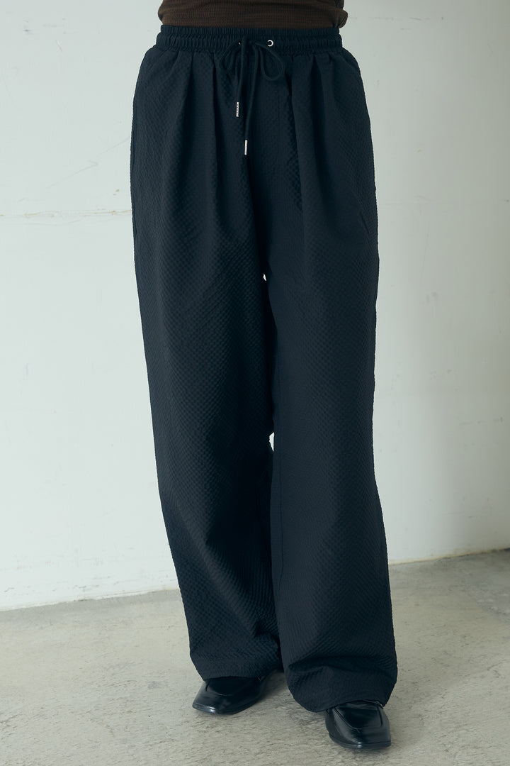 [SET]メッシュ編みビスチェセットVネックプルオーバー+カラーデニムタックカーブパンツ(2set)