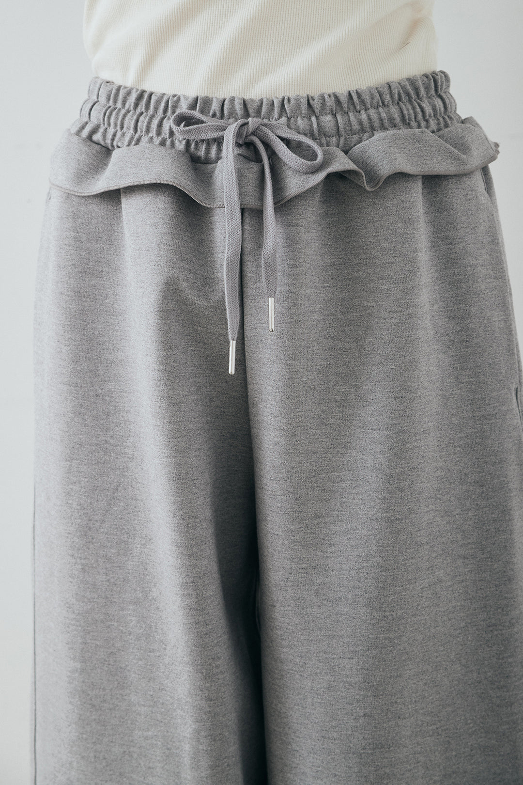 [SET]モコレースVネックカーディガン+カットダンボールウエストフリルカーブパンツ(2set)