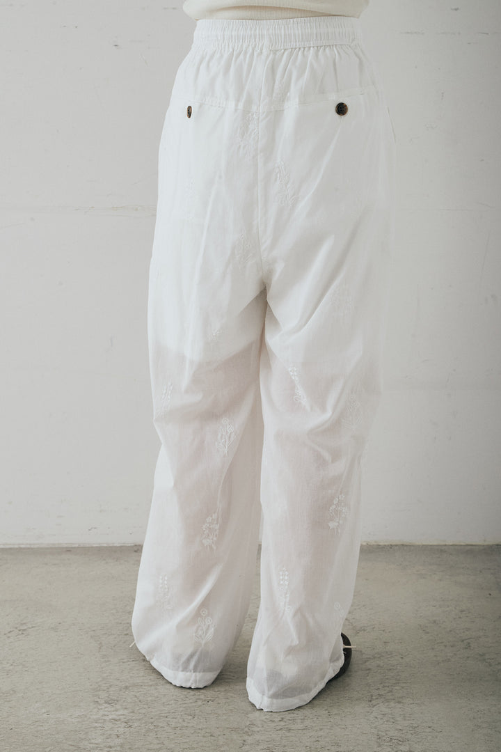 刺繍ローンタックイージーパンツ