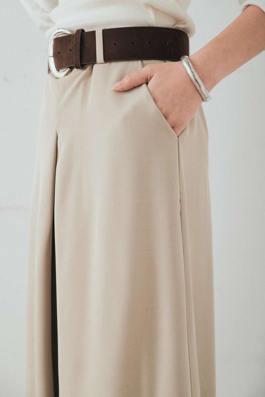 [SET]モコレースVネックカーディガン+太ベルト付きフロントタックパンツ(2set)