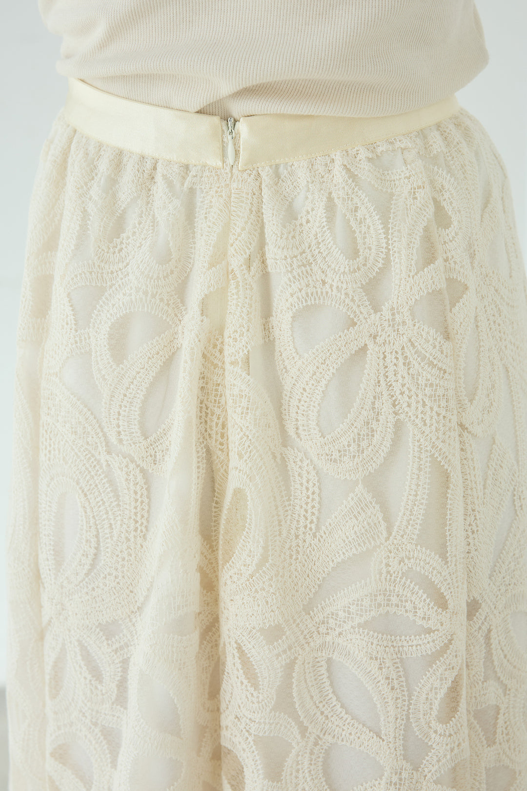 [SET]ベルト付きスタンドネックアウター+ニュアンス柄刺繍スカート(2set)