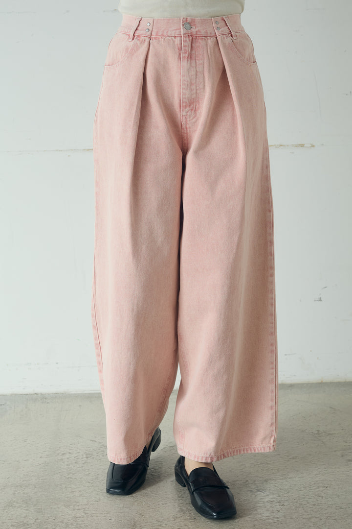 カラーデニムタックカーブパンツ