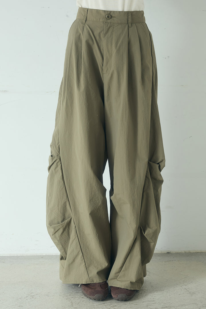 [SET]ネップメッシュポロ襟カーディガン+ドライタフタタックバレルパンツ(2set)