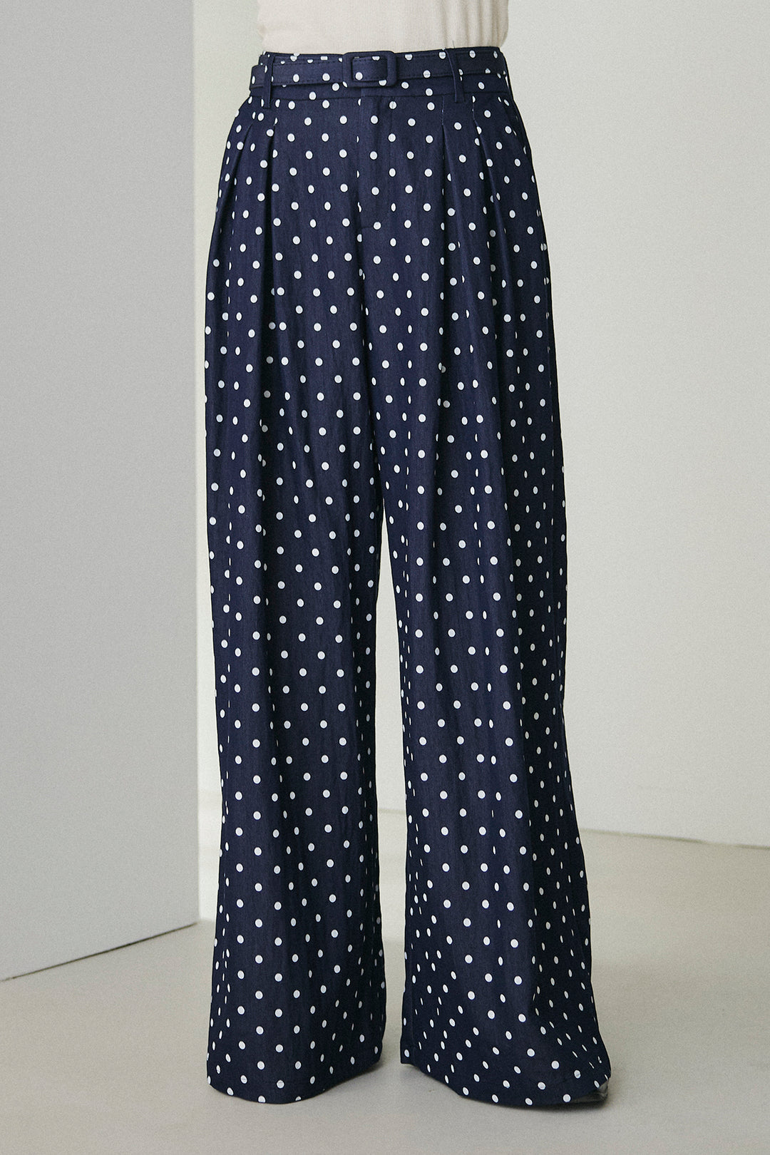 [SET]配色ステッチシアーシャツ+ベルト付きドット柄ワイドパンツ(2set)