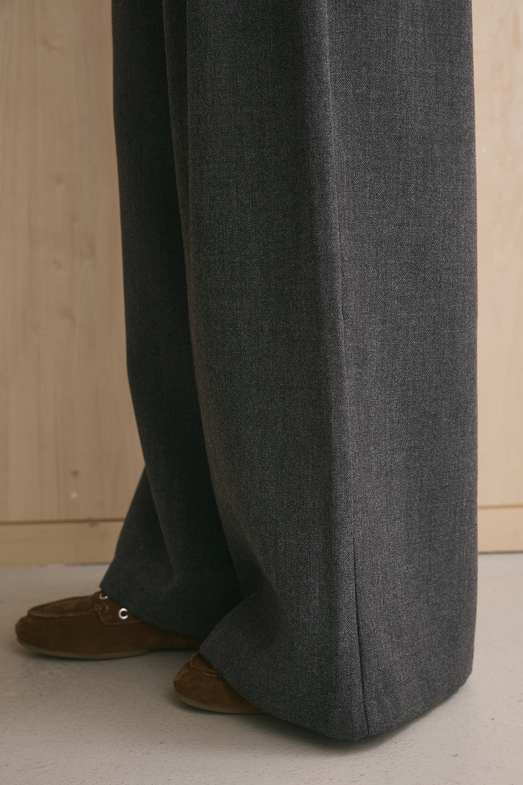 ナポレオンボタンデザインタック入りパンツ