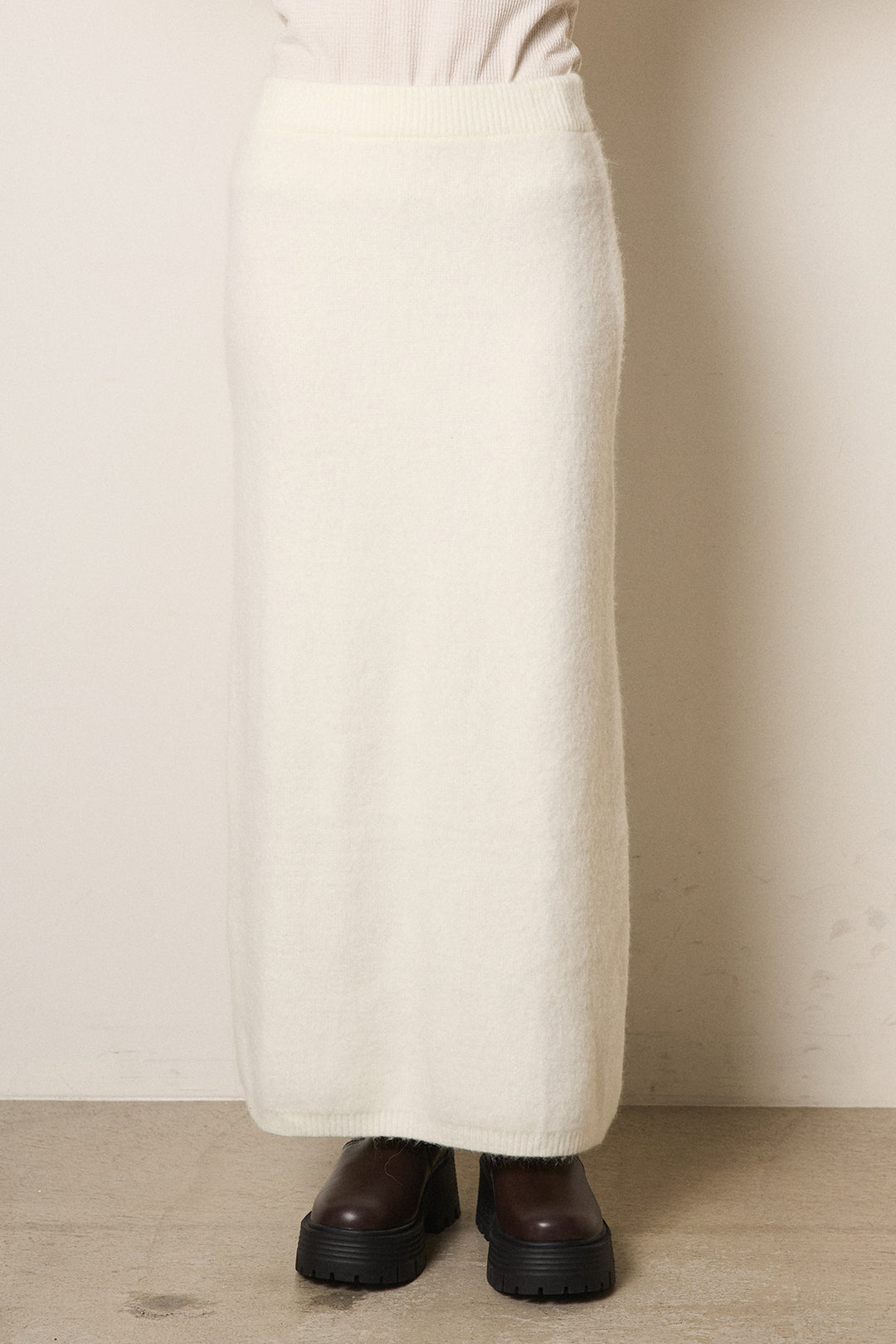 [SET]丸ボタン起毛ニットカーディガン+起毛ニットロングスカート(2set)