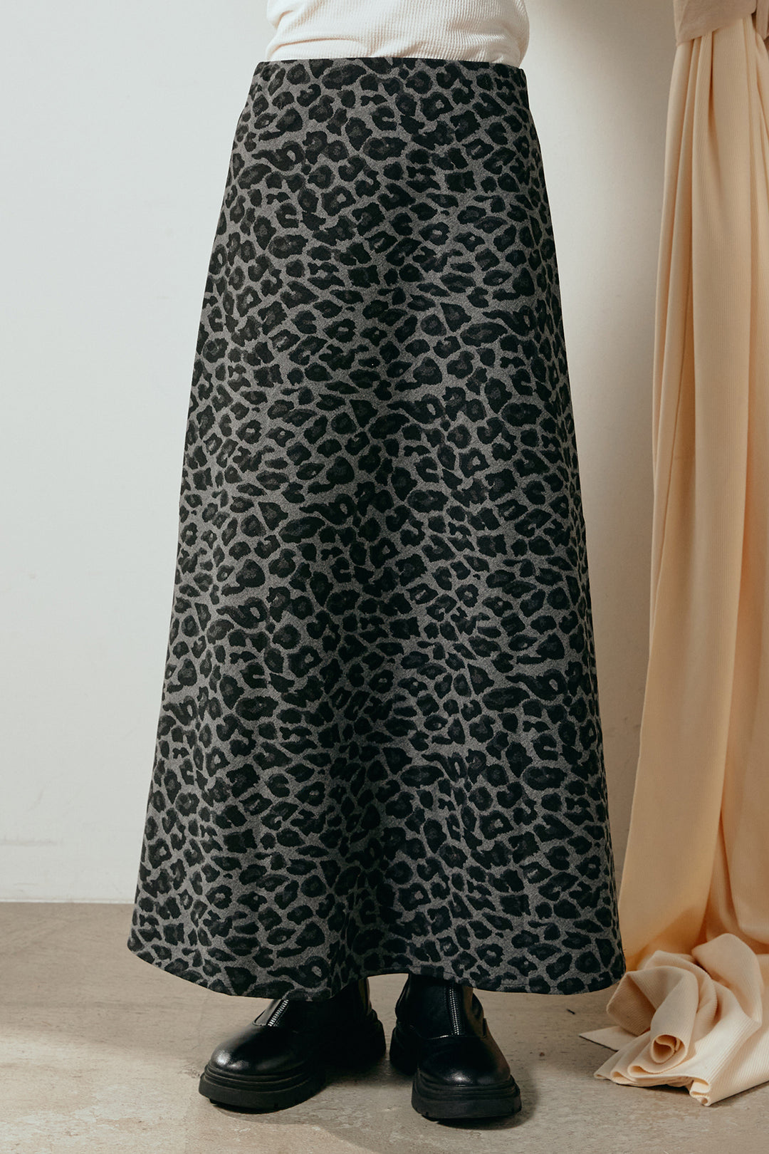 [SET]アシメデザインリブポンチョニットトップス+レオパードロングスカート(2set)