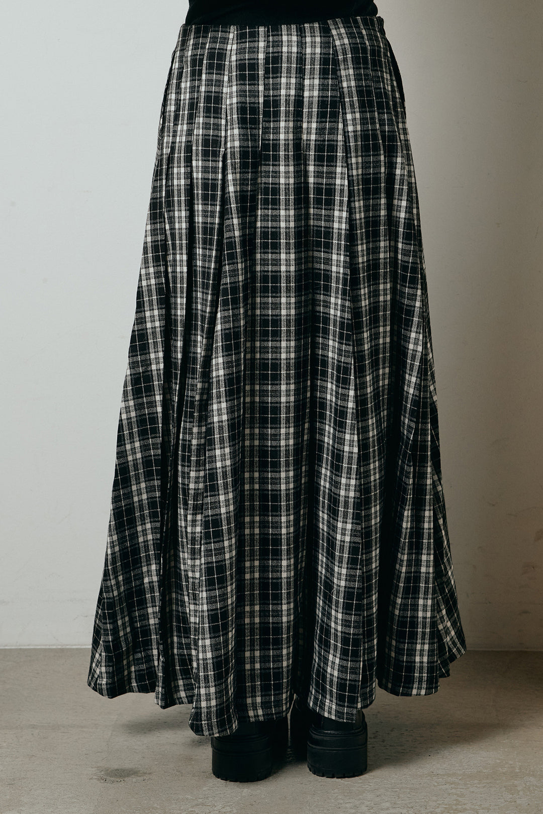 ベルト付きタータンチェックプリーツスカート