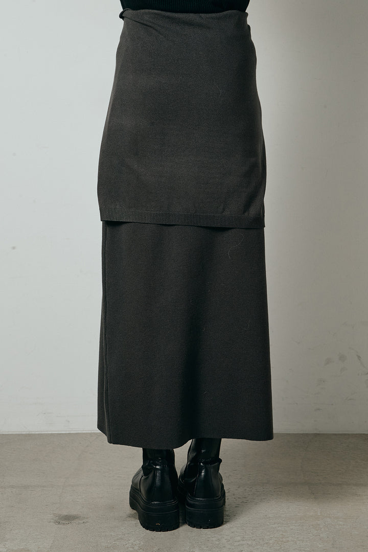 ウエストラップ巻きニットスカート