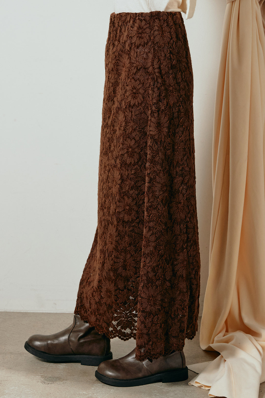 [SET]起毛シャギーニットカーディガン+花柄刺繍ベロアフレアスカート(2set)