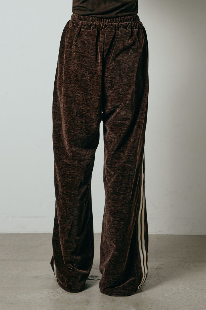 リラックスサイドラインベロアワイドパンツ