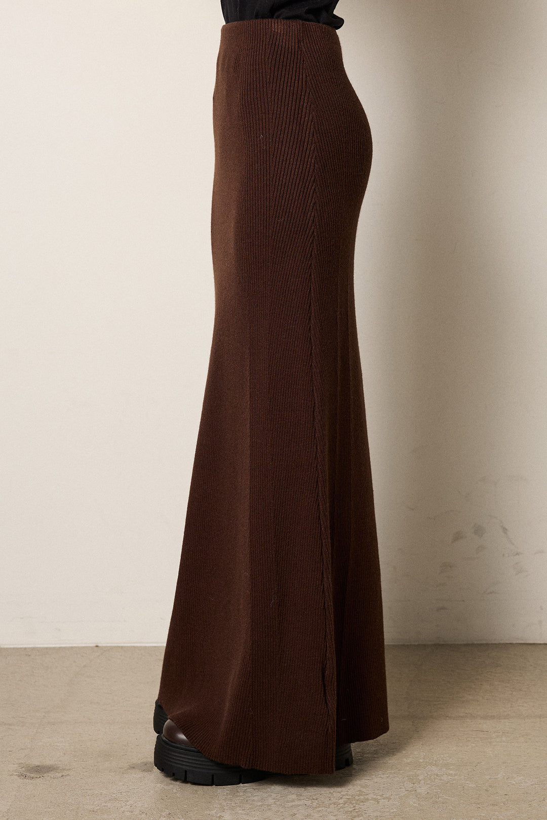 リブナローニットスカート