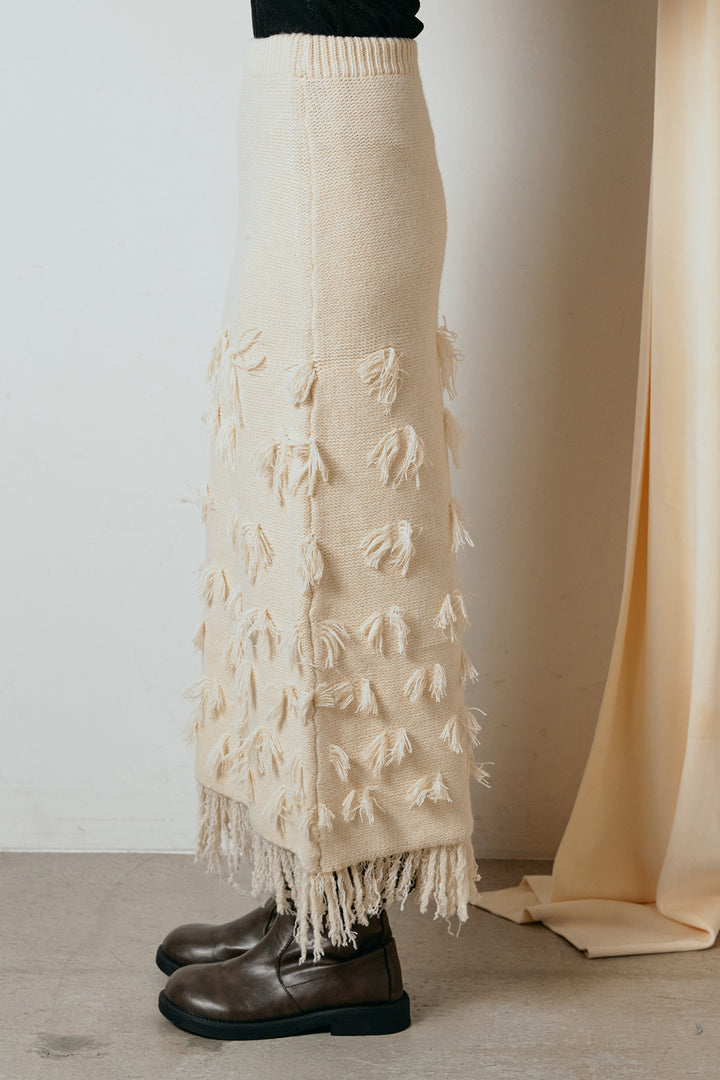 ポイントフリンジニットナロースカート