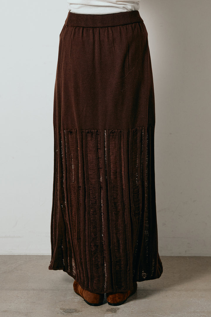 裾シアーリブスカート