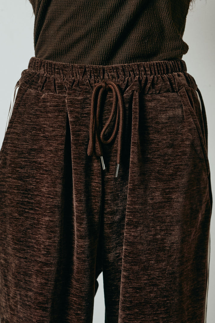 リラックスサイドラインベロアワイドパンツ