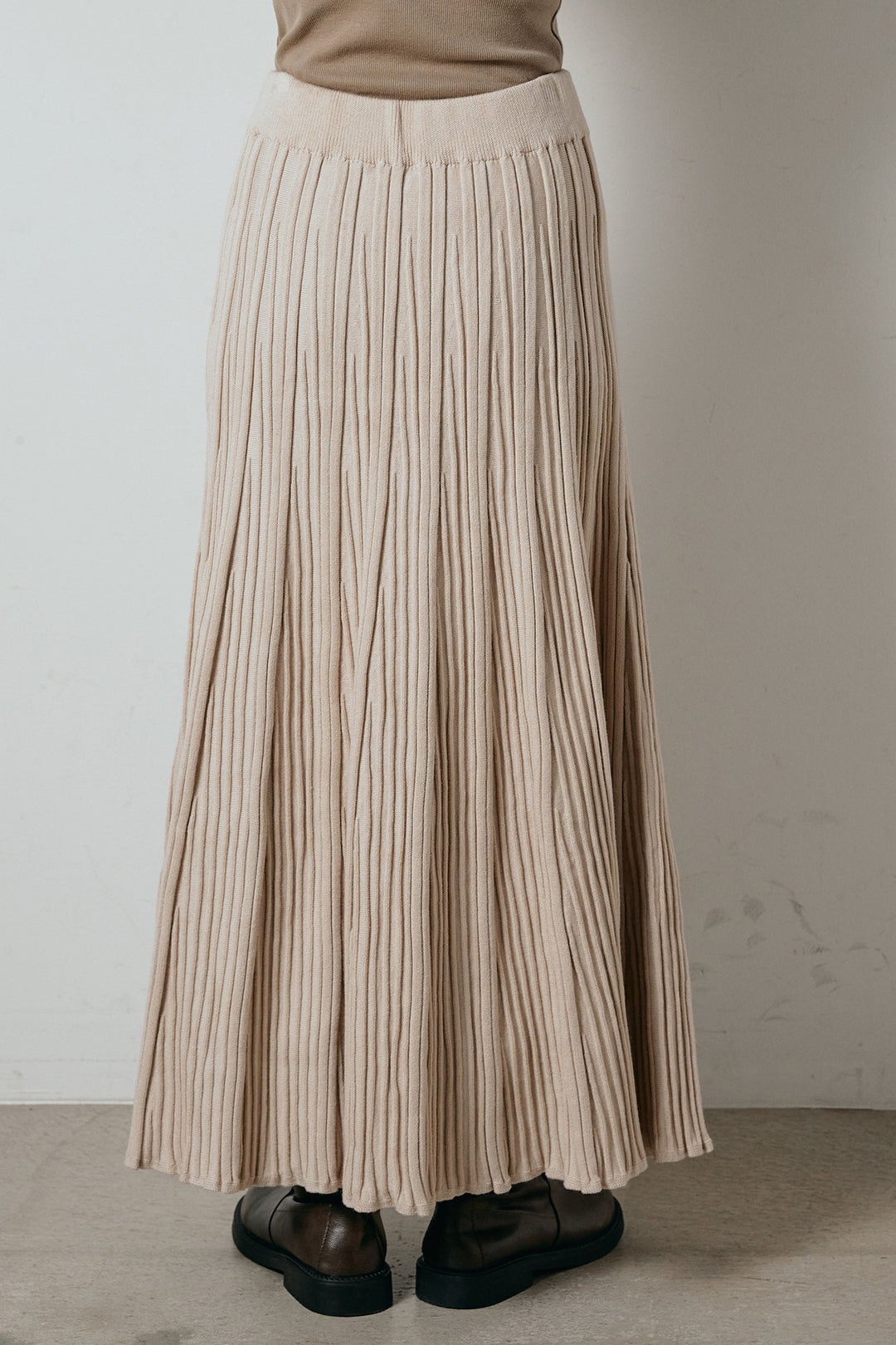 リブニットフレアスカート
