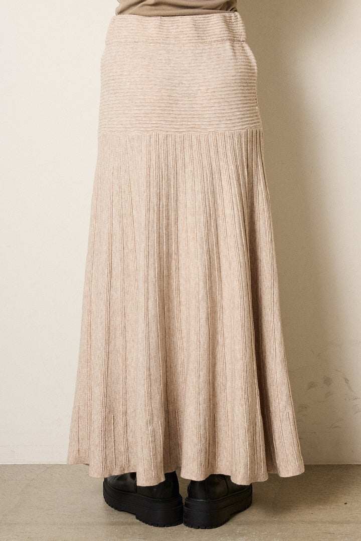 [SET]ルーズアニマルモヘアニットトップス+編み地切り替えフレアニットスカート(2set)