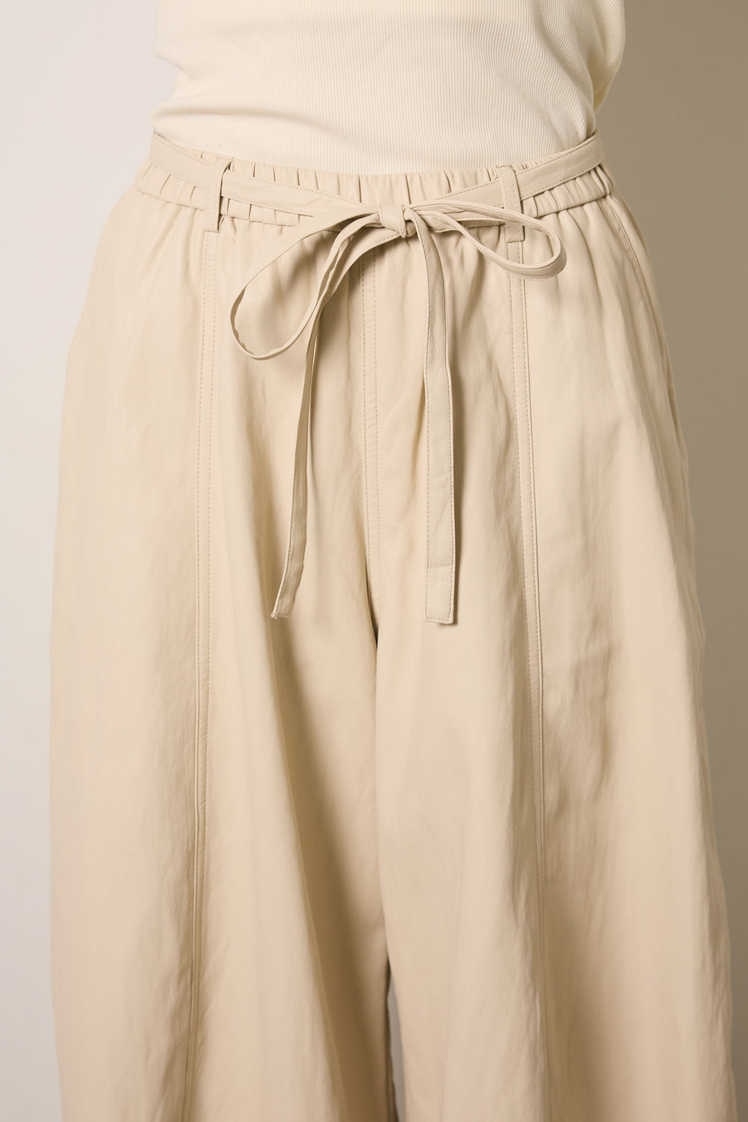 [SET]レースハーフジップアップフーディー+フェイクレザーカーブワイドパンツ(2set)