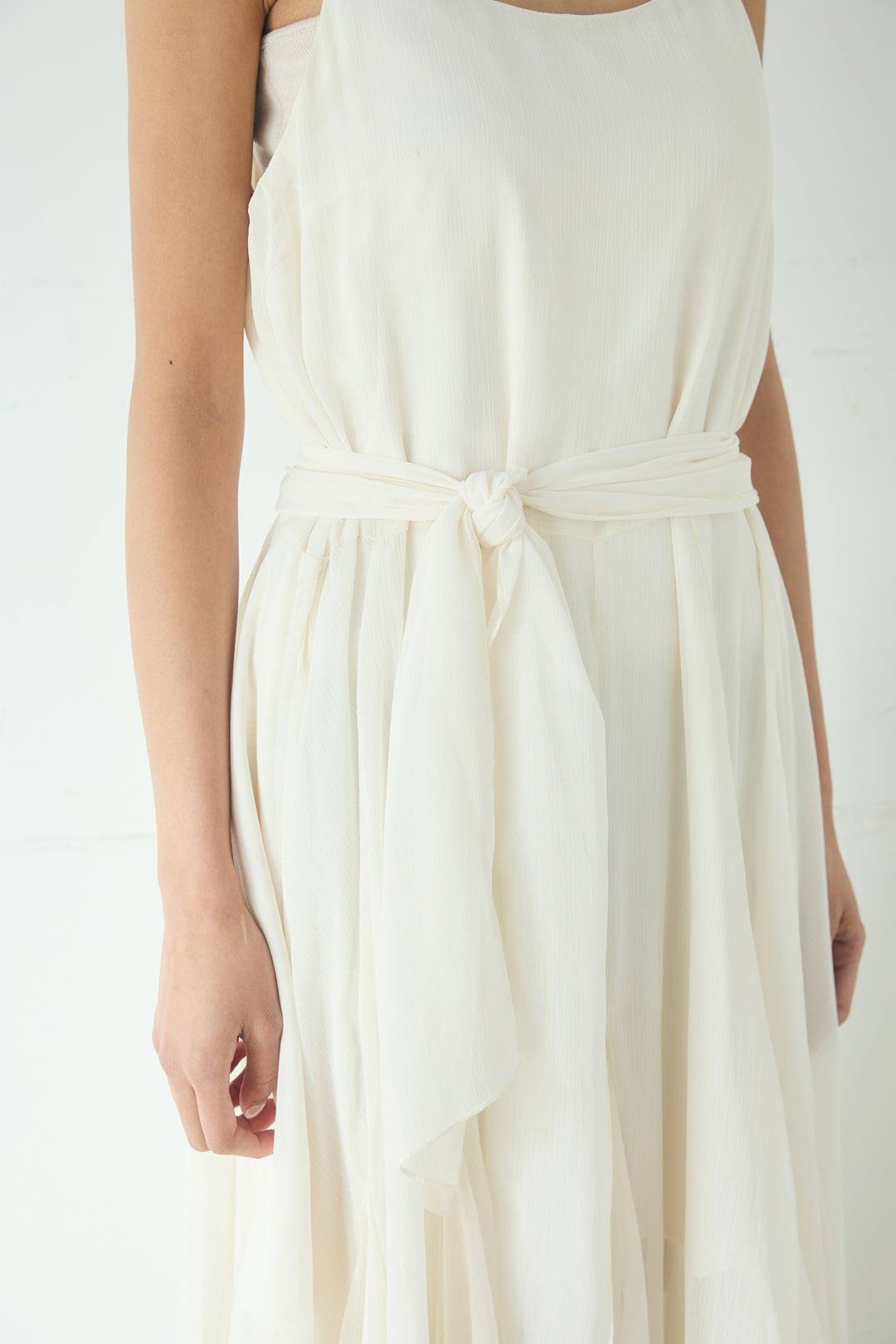 [SET]ナイロンツイルフィールドジャケット+シアーフリルキャミワンピース(2set)