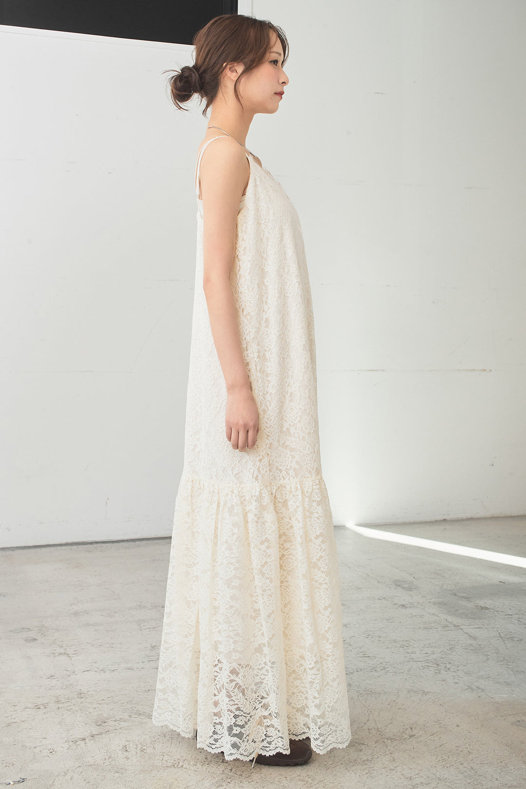 [SET]フリンジデニムジャケット+レース刺繍フレアキャミワンピース(2set)