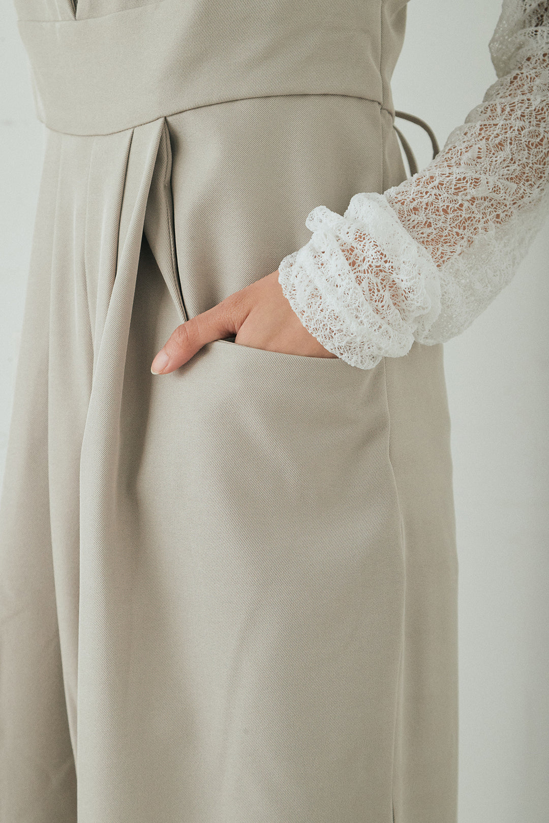 [SET]バックジップデザインショートツイルジャケット+キャミロングオールインワン(2set)