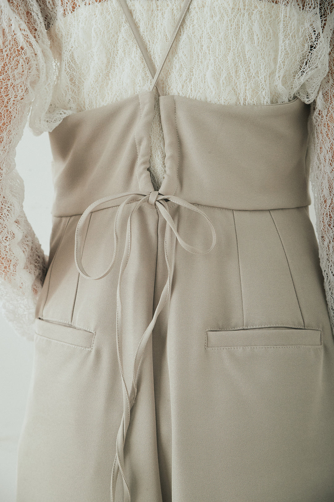 [SET]バックジップデザインショートツイルジャケット+キャミロングオールインワン+ストレッチレースクルーネックインナー(3set)