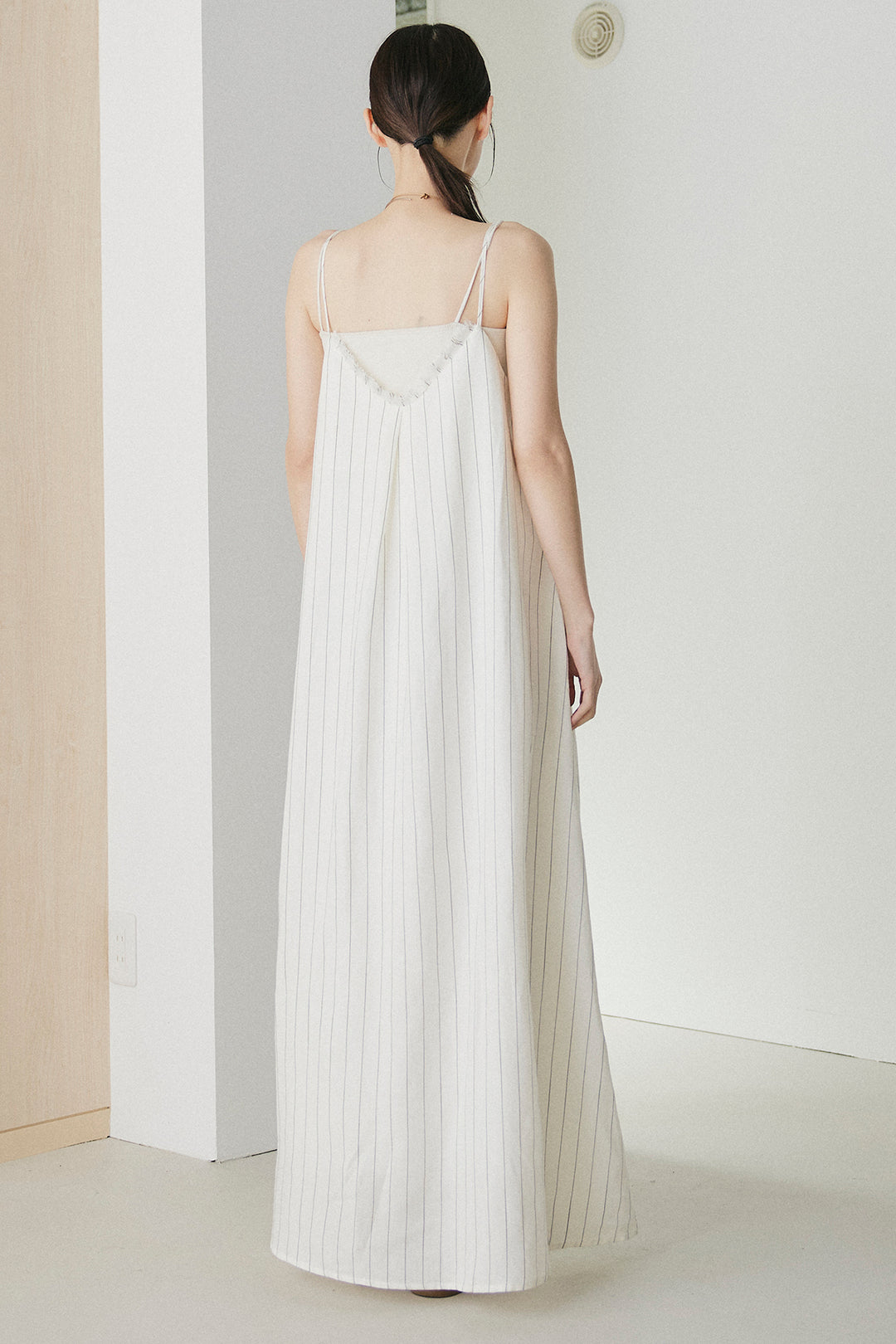 麻混ピンストライプキャミワンピース