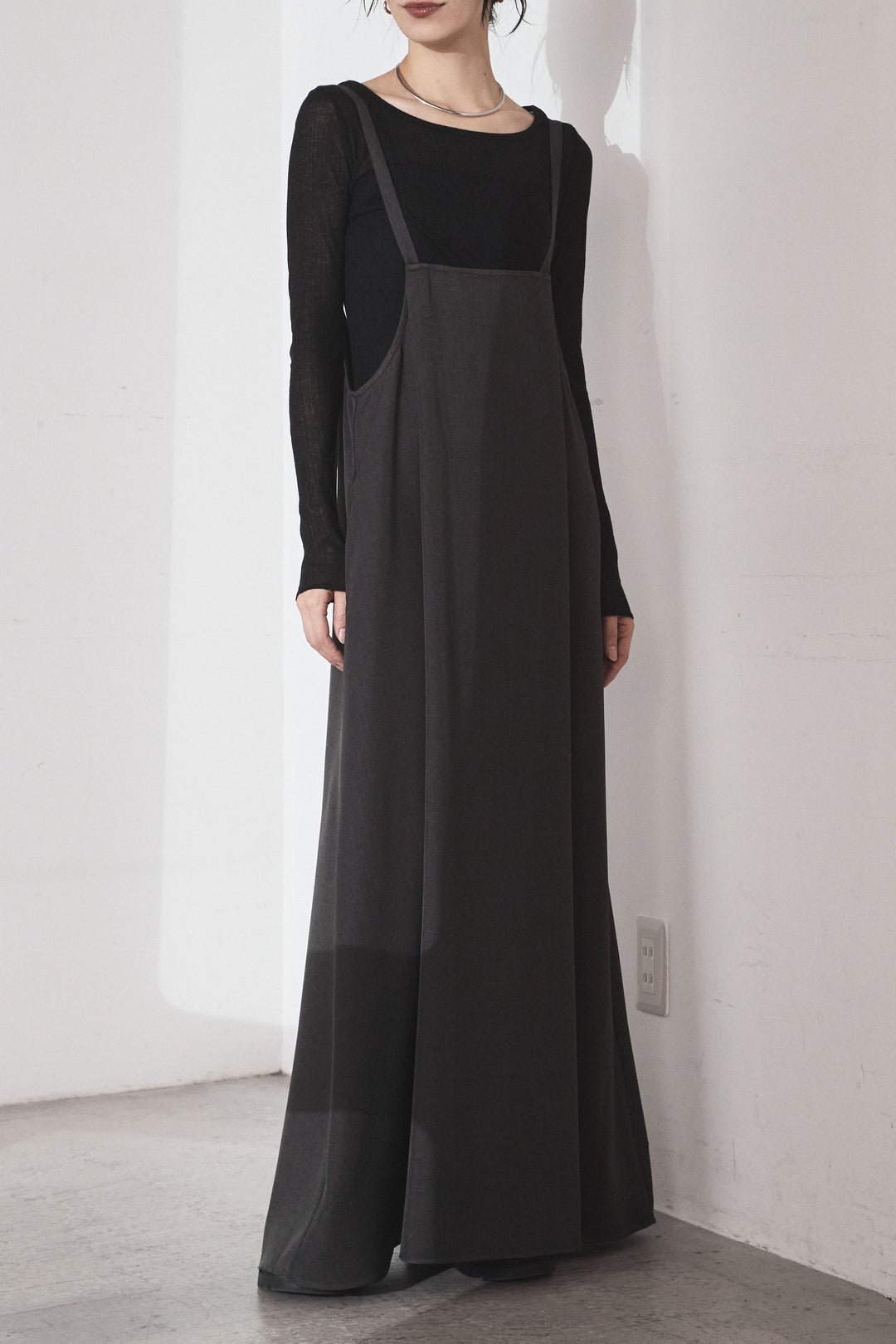 [SET]コード刺繍リラックスニットカーディガン+フレアリラックスキャミワンピース(2set)