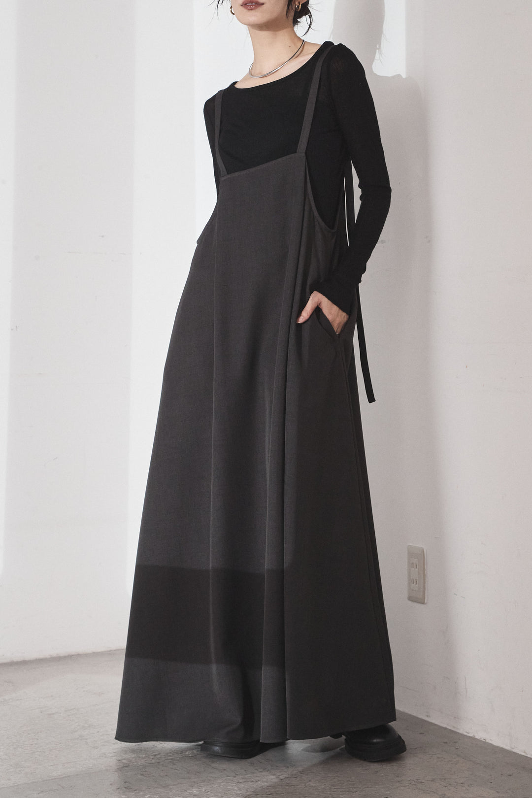 [SET]コード刺繍リラックスニットカーディガン+フレアリラックスキャミワンピース(2set)