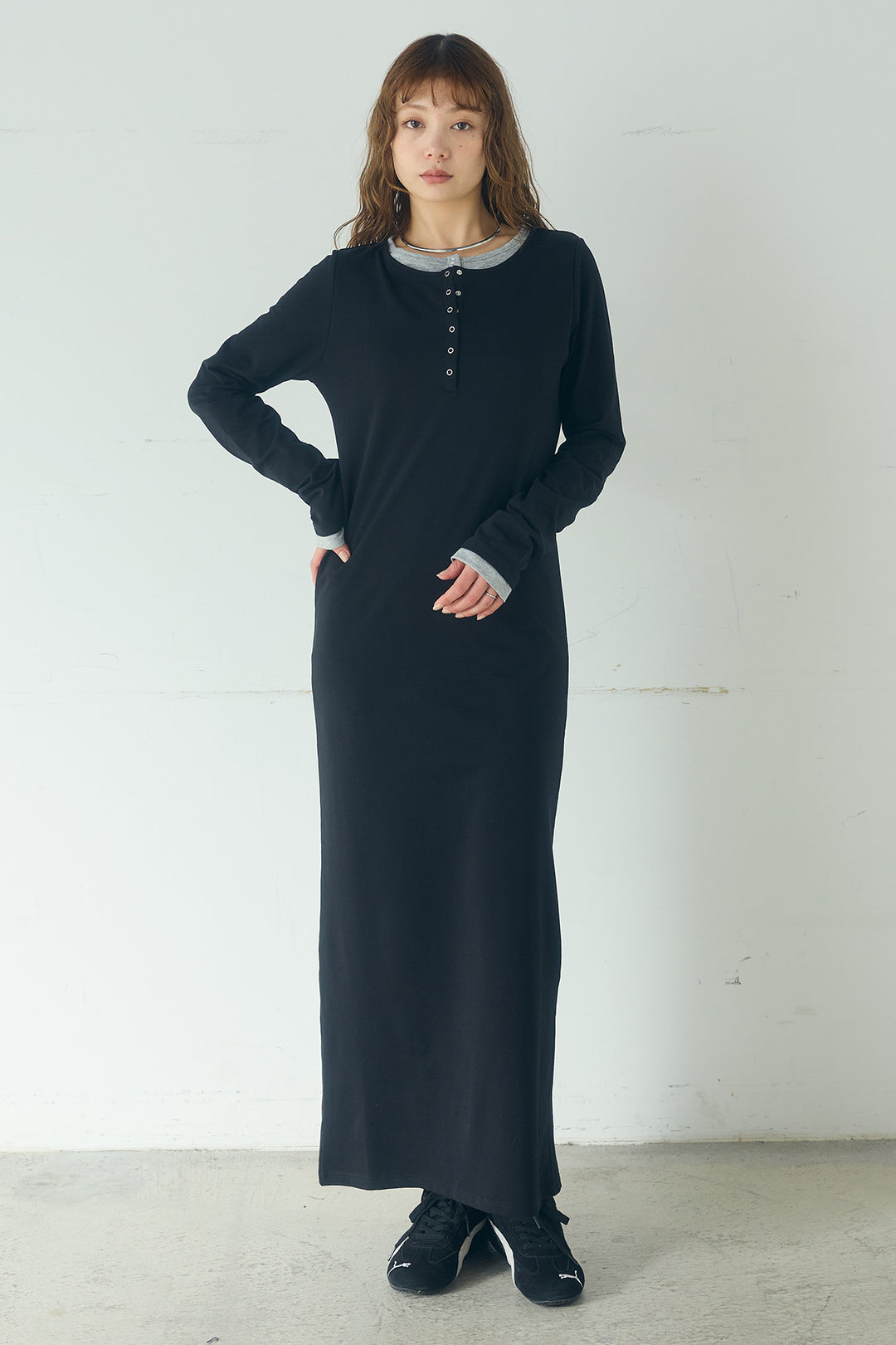 [SET]デニムダブルジップパーカーブルゾン+レイヤード見えヘンリーネックロングワンピース(2set)