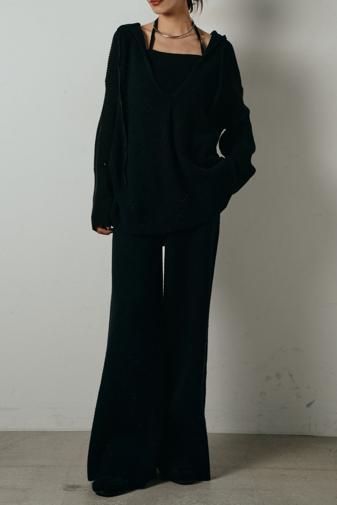 [SET]ホルターネックケーブルニットSETUP