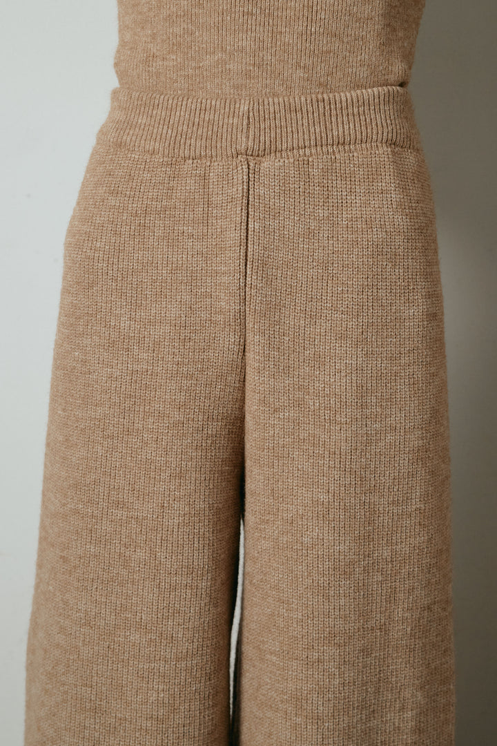 [SET]ホルターネックケーブルニットSETUP