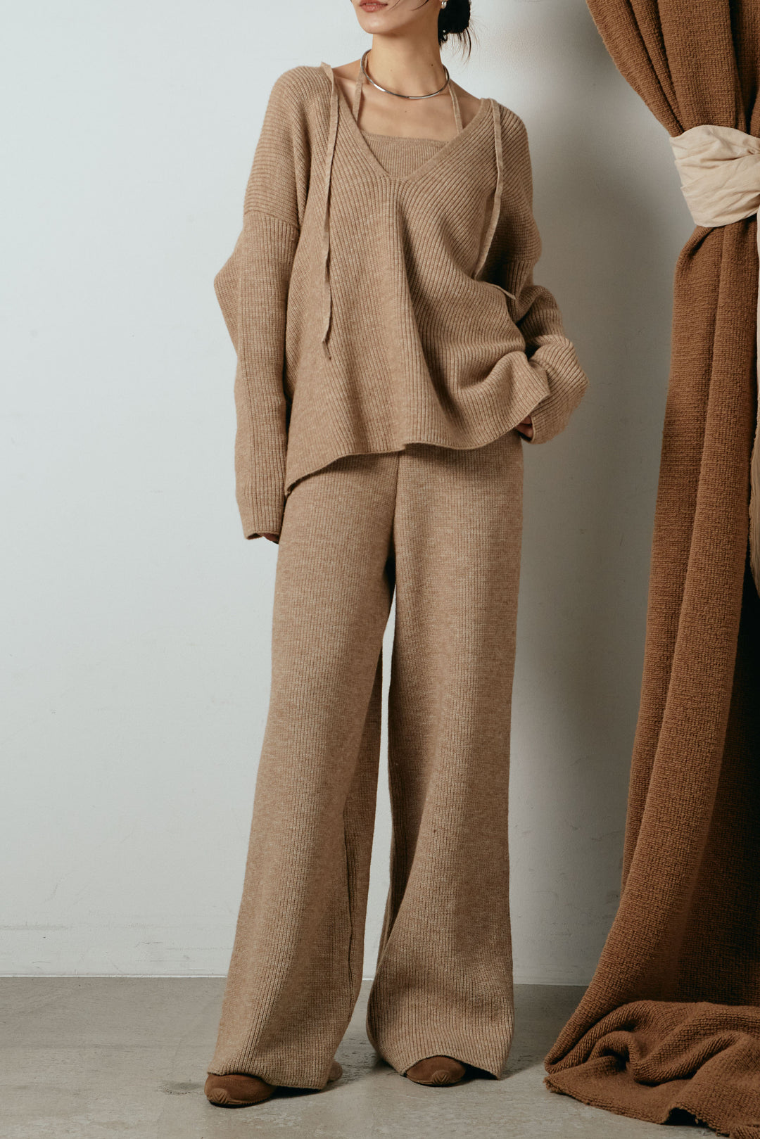 [SET]ホルターネックケーブルニットSETUP