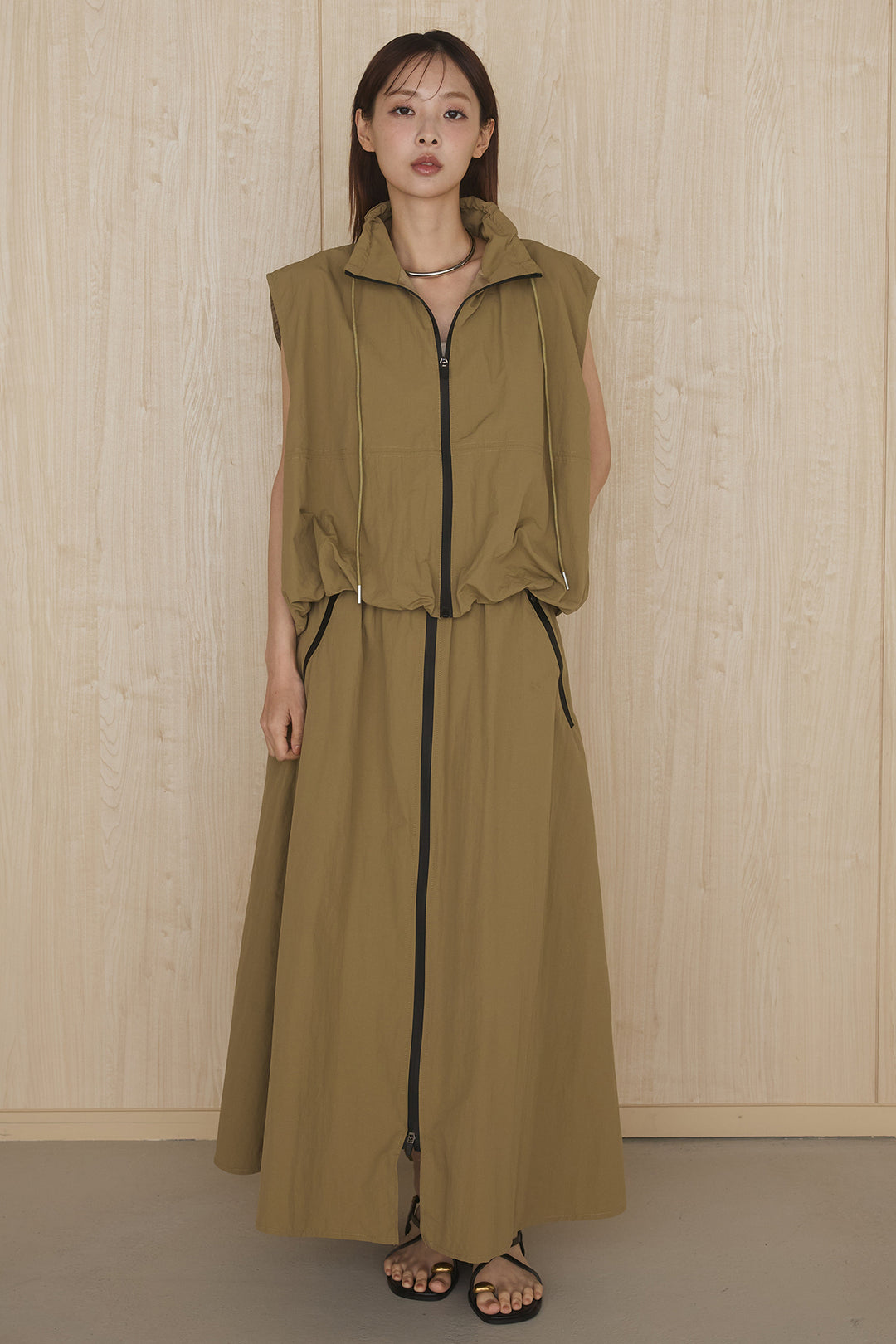 [SET]センタートリムベストスカートSETUP