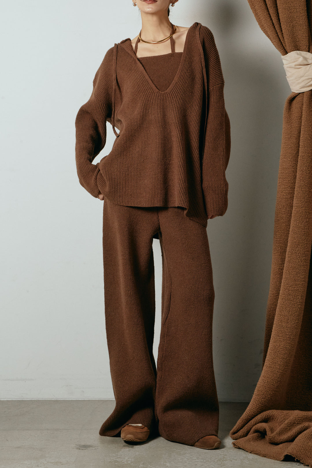 [SET]ホルターネックケーブルニットSETUP