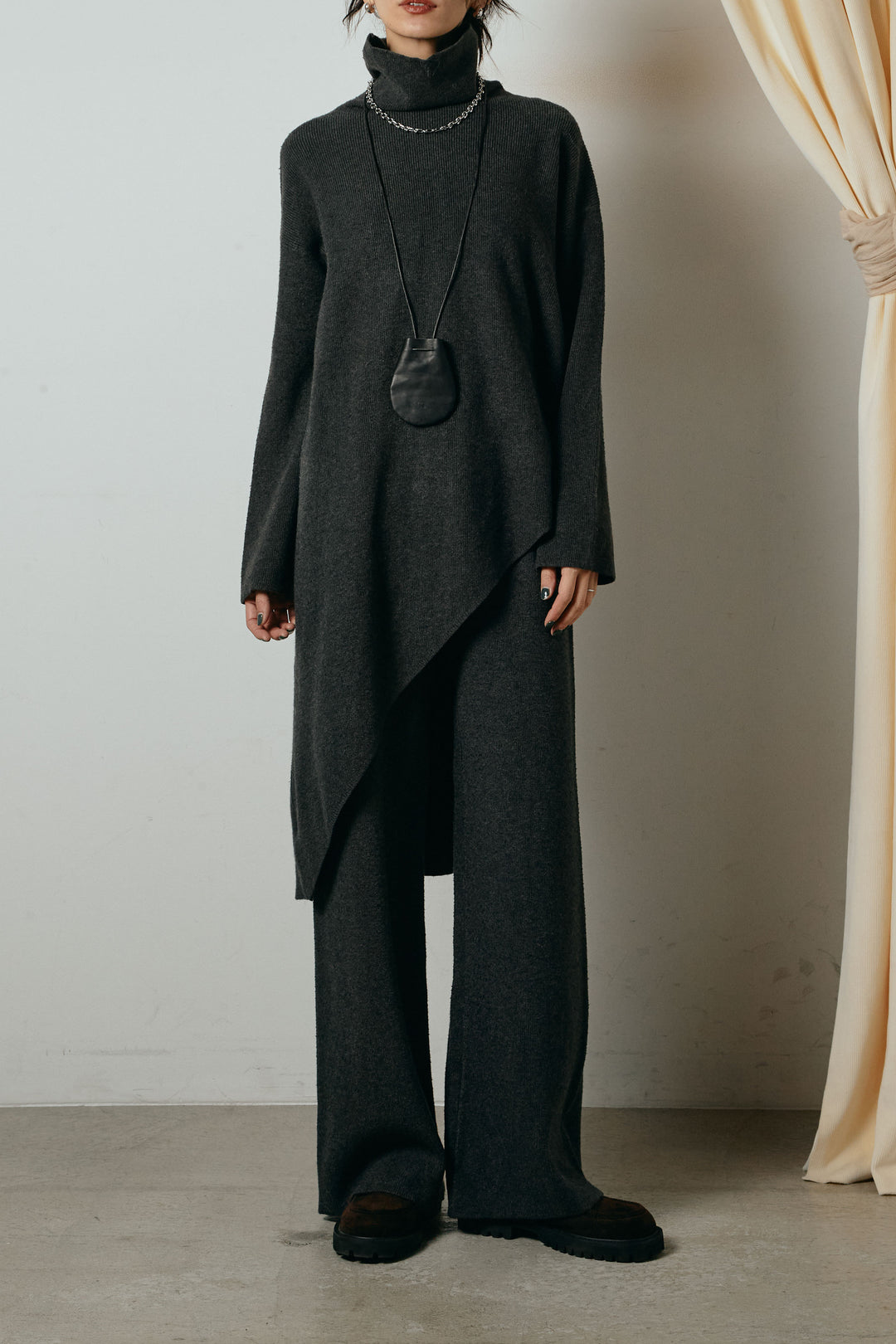 [SET]裾アシンメトリーニットSETUP