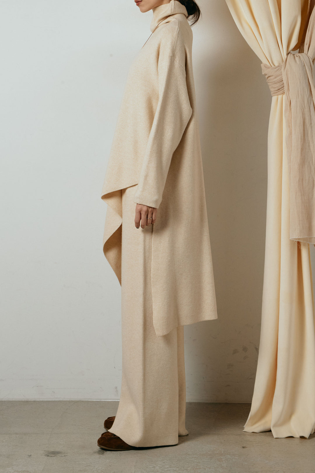 [SET]裾アシンメトリーニットSETUP