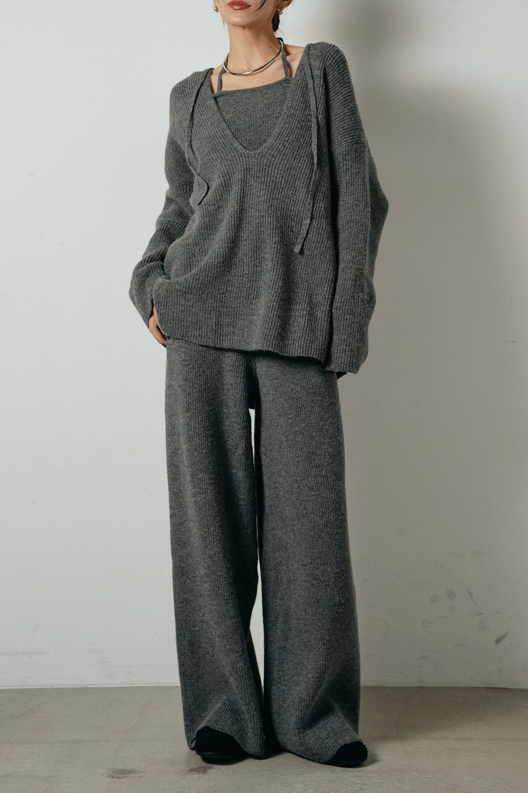 [SET]ホルターネックケーブルニットSETUP