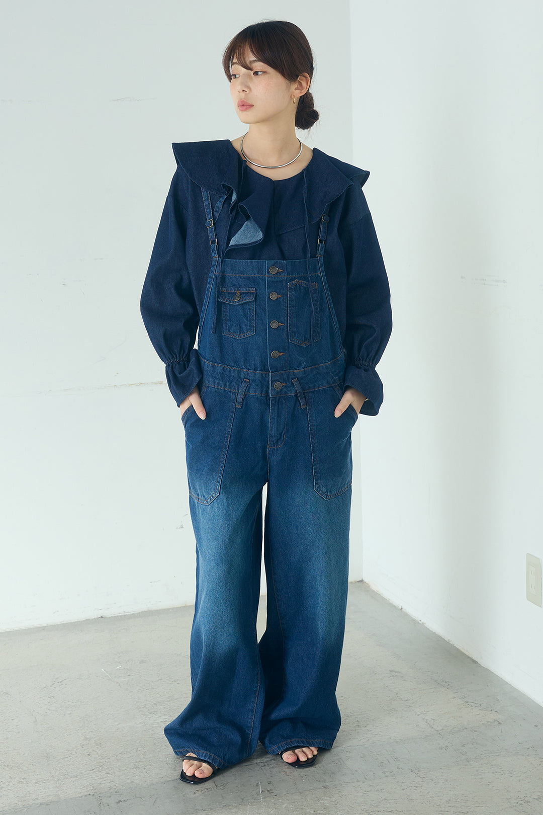 [SET]コットンフリルブラウス+デニムサロペットワイドパンツ(2set)