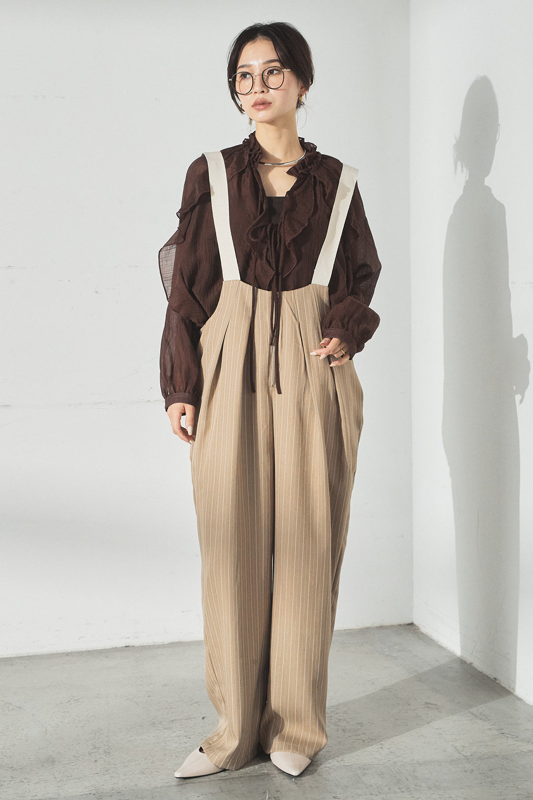 ピンストライプツータックサロペット