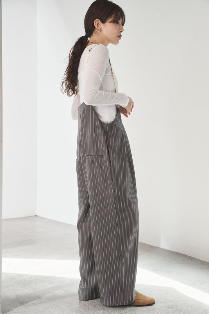ピンストライプツータックサロペット