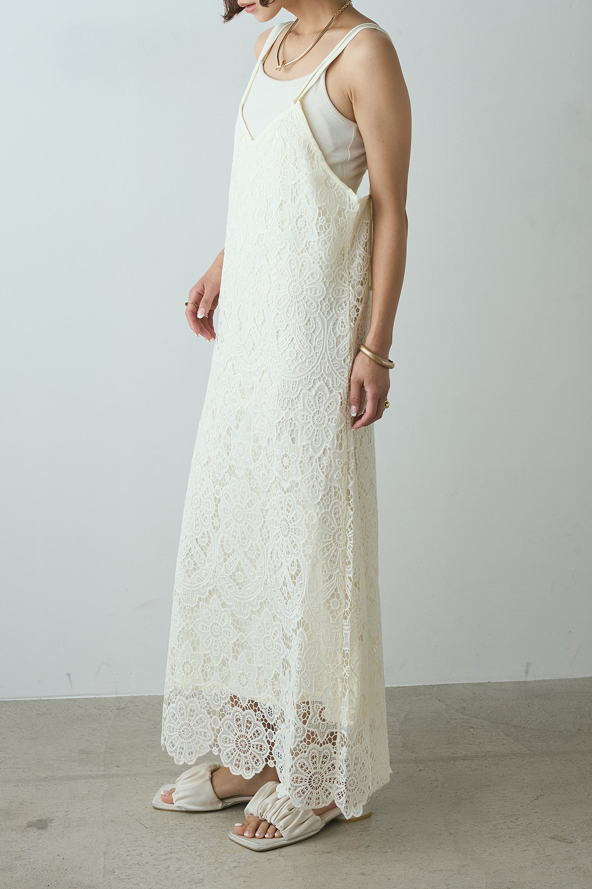 レースバックリボンキャミワンピース – ESICA