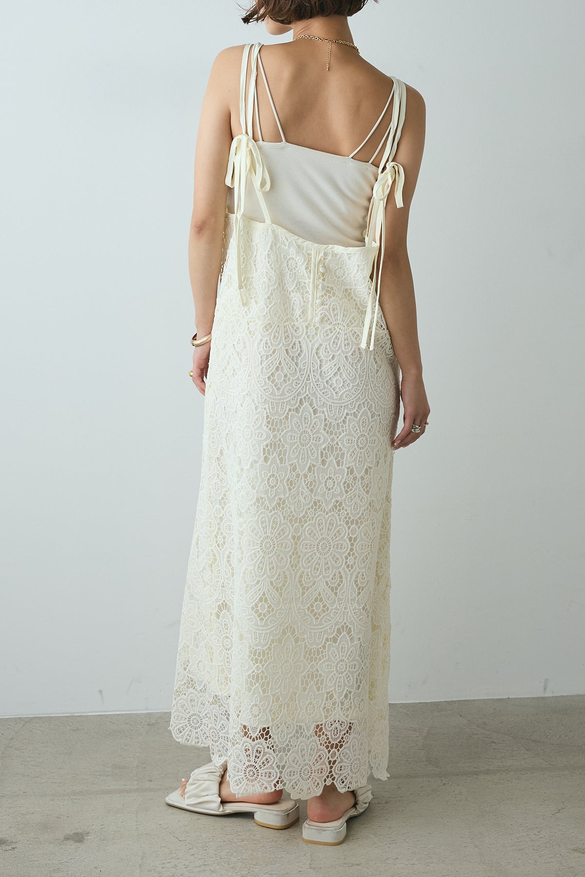 レースバックリボンキャミワンピース – ESICA